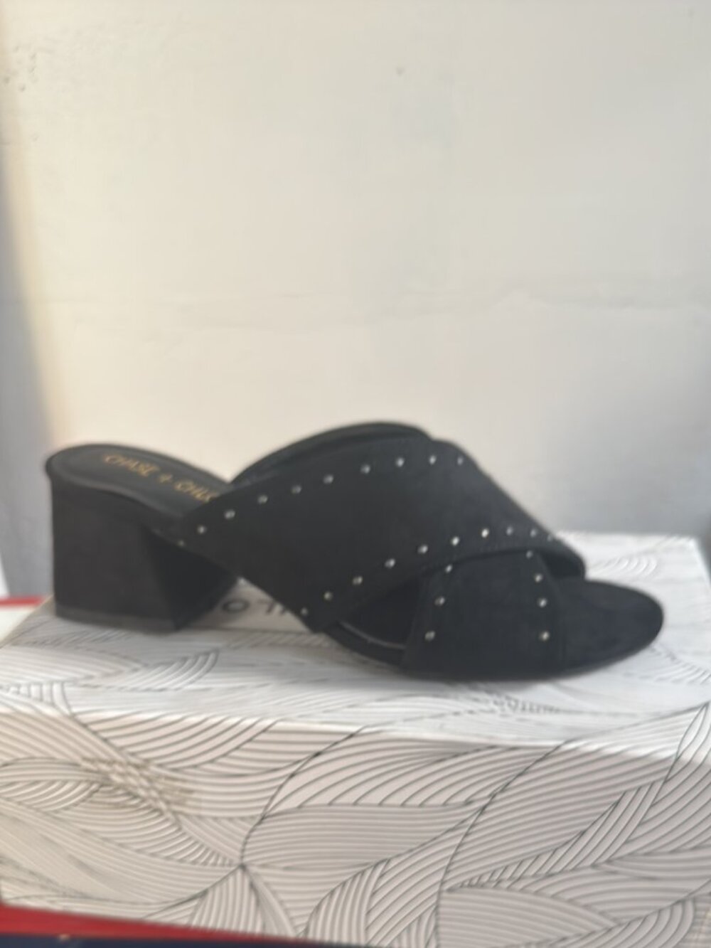 Chase + Chloe BUTTER-1 sandals, Sz 8
